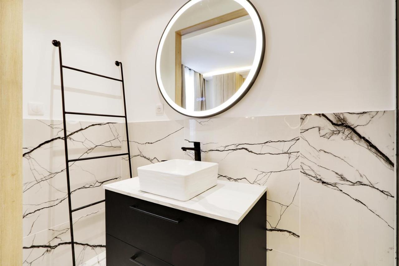 Off Majesti Upper Marais Apartment- Rue Du Faubourg Saint-Martin Paris Extérieur photo